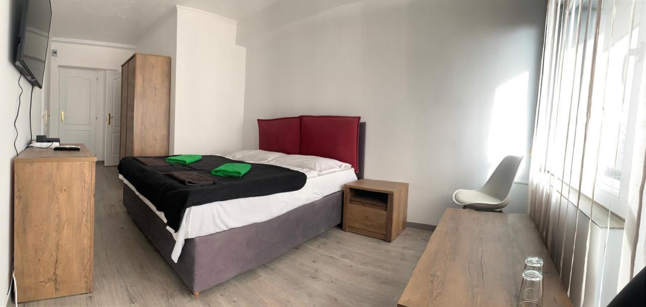 Thomas Panzio Bed & Breakfast Balatonfured Ngoại thất bức ảnh